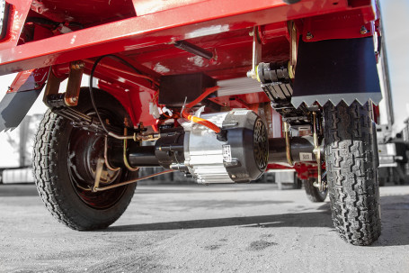 Трицикл электрический Rutrike Амулет 1100 (красный)