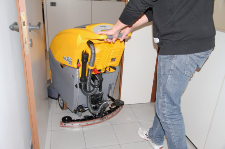 Поломоечная машина Ghibli ROUND 45 SM 55 TOUCH (без АКБ и ЗУ)