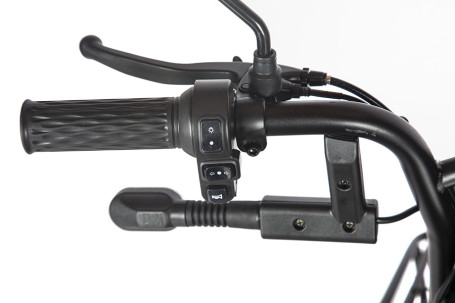 Трицикл электрический Rutrike Шкипер (серый)