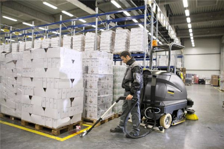 Поломоечная машина Karcher с сиденьем для оператора BD 100/250 R BP PACK