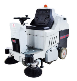 Подметальна машина Bennett Tornado 700bd (200Ач Li)