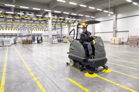 Поломоечная машина Karcher с сиденьем для оператора BR 100/250 R BP PACK