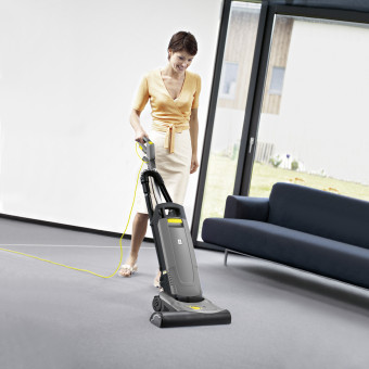 Пылесос щеточный Karcher CV 48/2 Adv