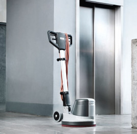 Однодисковая машина Nilfisk FM400 D