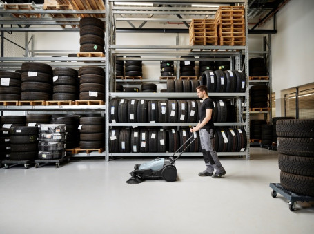 Подметальная машина Nilfisk SW 250