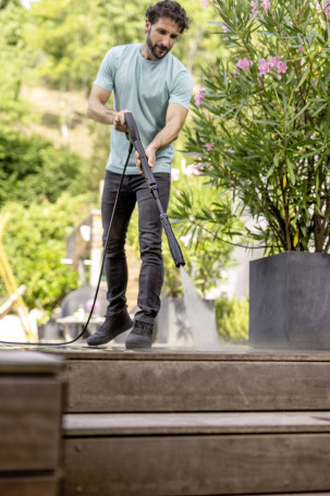 Мойка высокого давления Karcher K 4 WCM