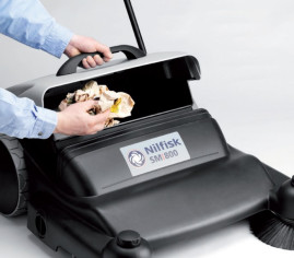 Подметальная машина Nilfisk SM 800