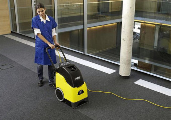 Ковромоечная машина Karcher BRC 30/15 C