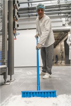 Щетка подметальная Vikan (40см, синий)