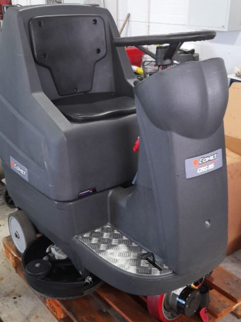 Поломоечная машина Comet CRS 75BT (Б/У, 175Ач) (9070000300-бу)