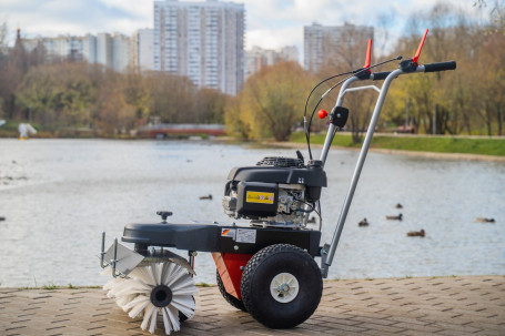 Подметальная машина Limpar 67 Honda