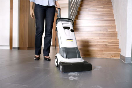 Поломоечная машина Karcher BR 4.300