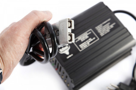 Зарядное устройство RuTrike (24В, 10A, AGM/GEL)