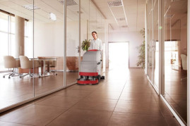 Поломоечная машина Comac Versa 65 BT (108Ач, Li)