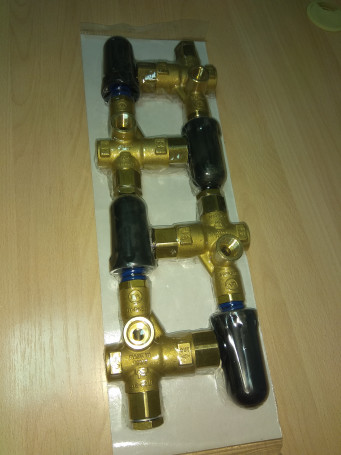 Регулятор давления PA VB85/310 (280бар, 80л/мин, 1/2&quot;г-1/2&quot;г, By-pass 1/2&quot;г)