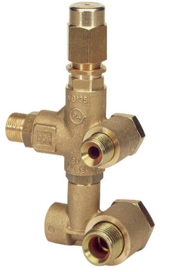 Регулятор давления PA VB135 (160бар, 25л/мин, 3/8"г-3/8"г, X:0, Y:63)
