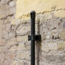 Гигиеничное настенное крепление Vikan (83мм, черный)