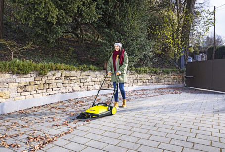 Подметальная машина Karcher S 4