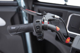 Трицикл электрический Rutrike Бокс (красный)