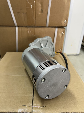 Мотор-редуктор привода щетки Bennett (для 510B) (700421)