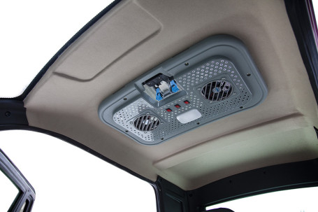 Трицикл электрический Rutrike Кабина (белый)