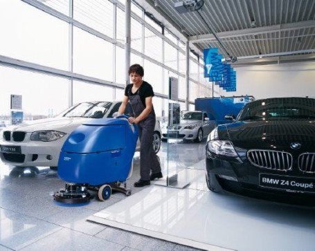 Поломоечная машина Nilfisk-Alto SCRUBTEC 553 BL COMBI