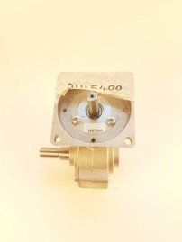 Редуктор правой боковой щетки Columbus 21115400