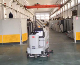 Поломоечная машина Bennett Dragoon D200-100d Pro (226Ач, Gel)