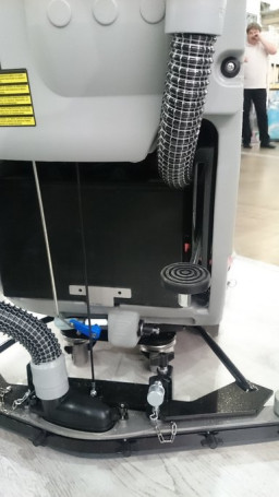 Поломоечная машина Comac Abila 17 В (80Ач, GEL) (100132/KG)