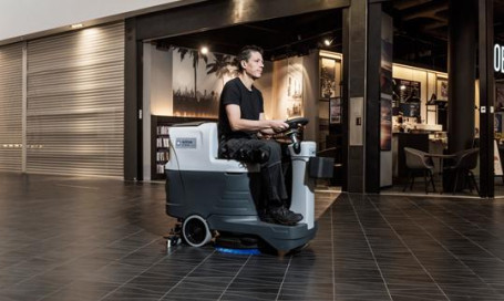 Поломоечная машина Nilfisk SC 2000