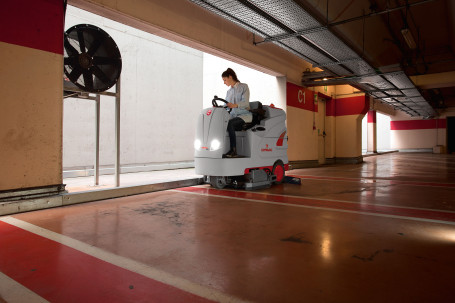 Поломоечная машина Comac Optima 85 B