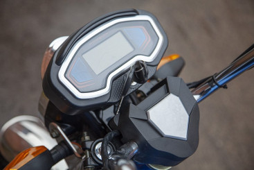 Трицикл электрический Rutrike Вояж К 1300 (серый)